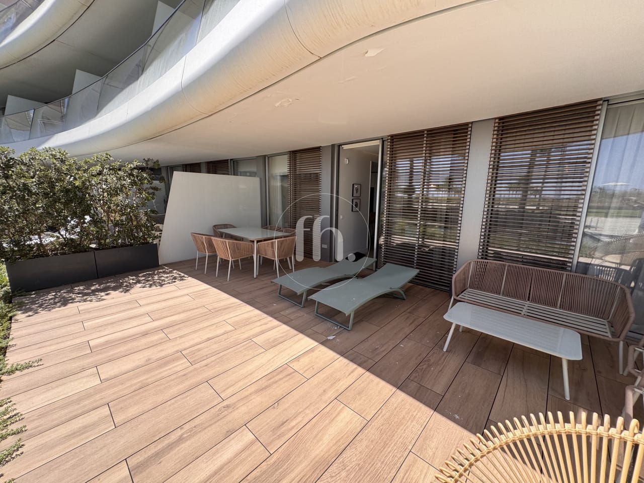 A stunning 2-bedroom frontline beach apartment in The Edge, Estepona.