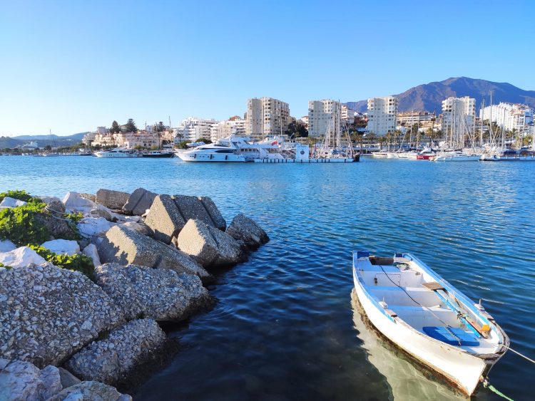 estepona port